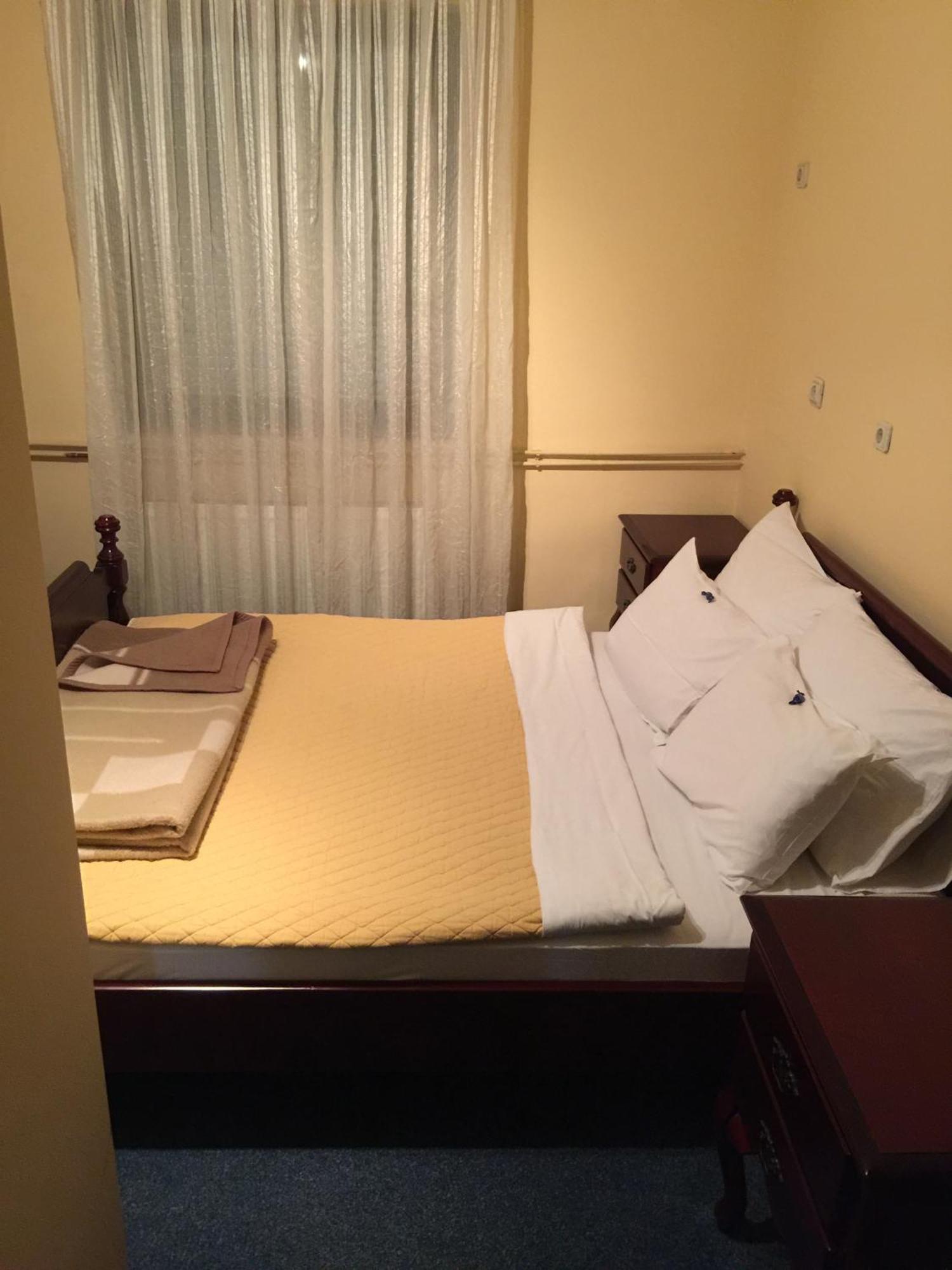 Bed & Breakfast Karavan Raška Værelse billede