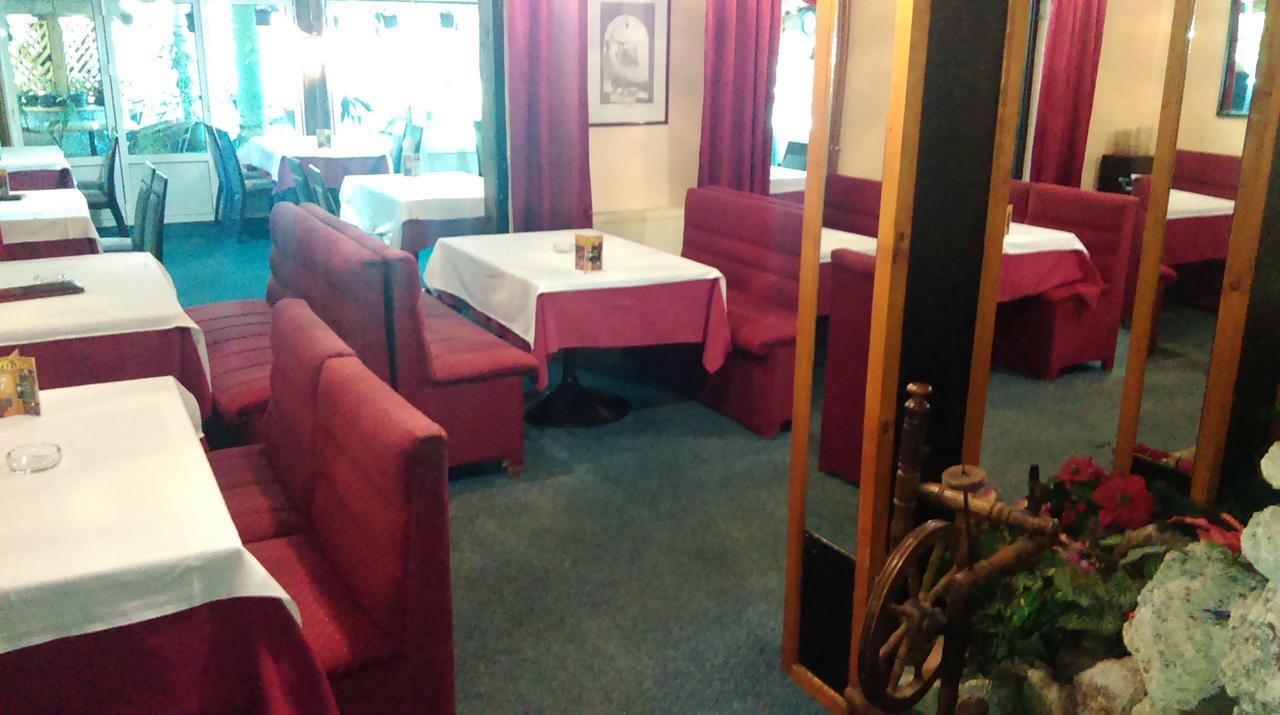 Bed & Breakfast Karavan Raška Eksteriør billede