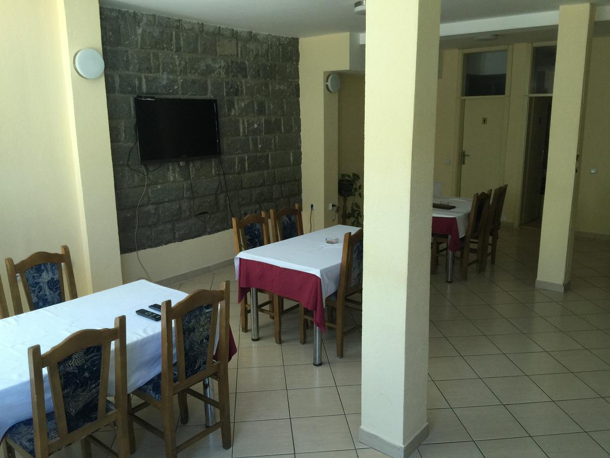 Bed & Breakfast Karavan Raška Eksteriør billede
