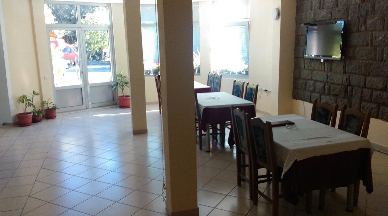 Bed & Breakfast Karavan Raška Eksteriør billede