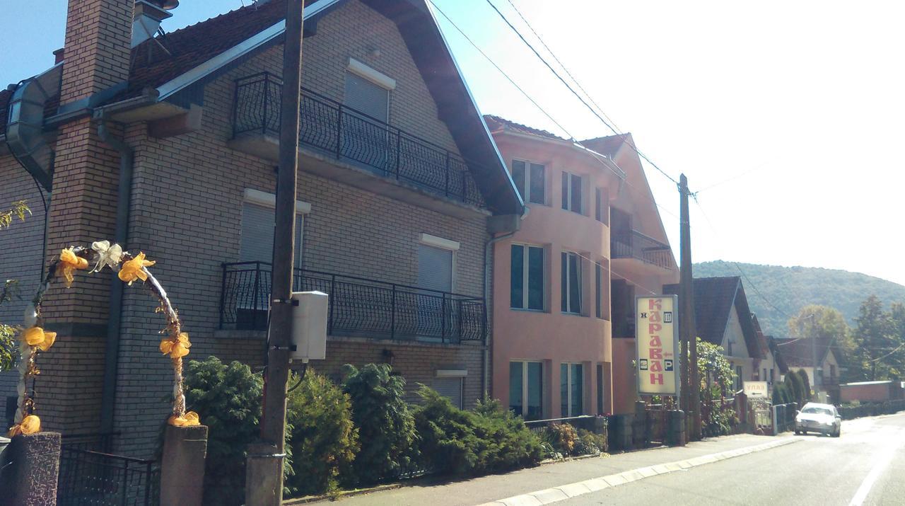 Bed & Breakfast Karavan Raška Eksteriør billede